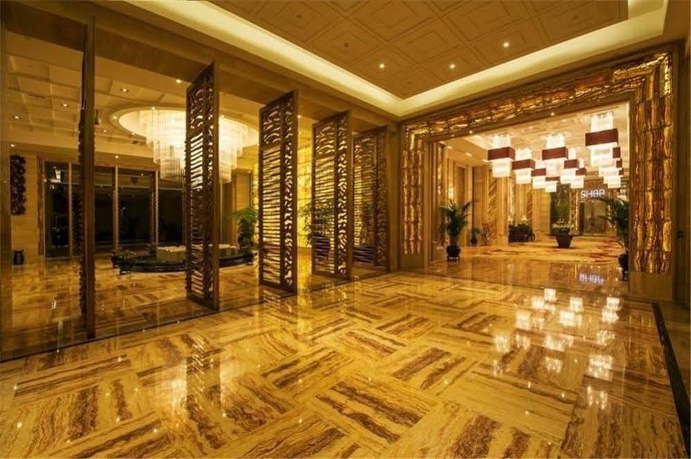 שיג'יאז'ואנג Hebei Hotel Zhongmao Haiyue Hotel מראה חיצוני תמונה