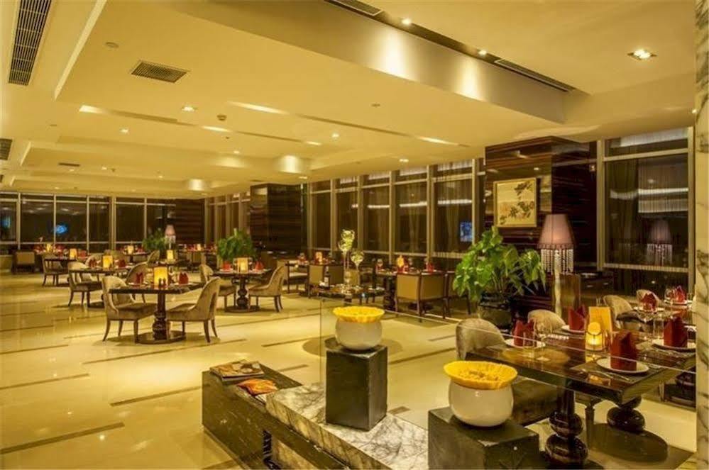 שיג'יאז'ואנג Hebei Hotel Zhongmao Haiyue Hotel מראה חיצוני תמונה