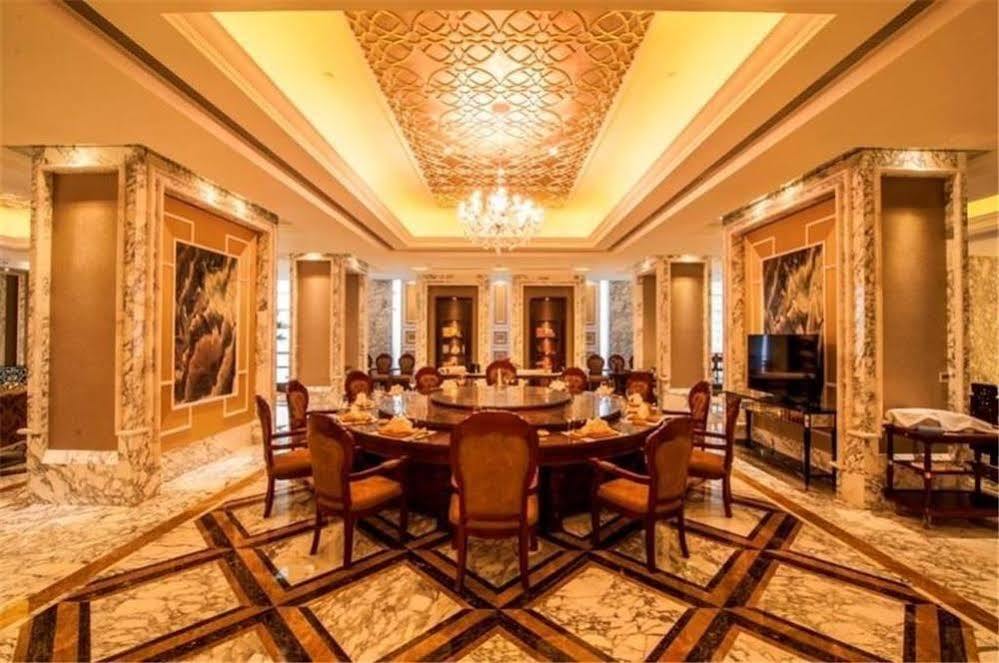 שיג'יאז'ואנג Hebei Hotel Zhongmao Haiyue Hotel מראה חיצוני תמונה
