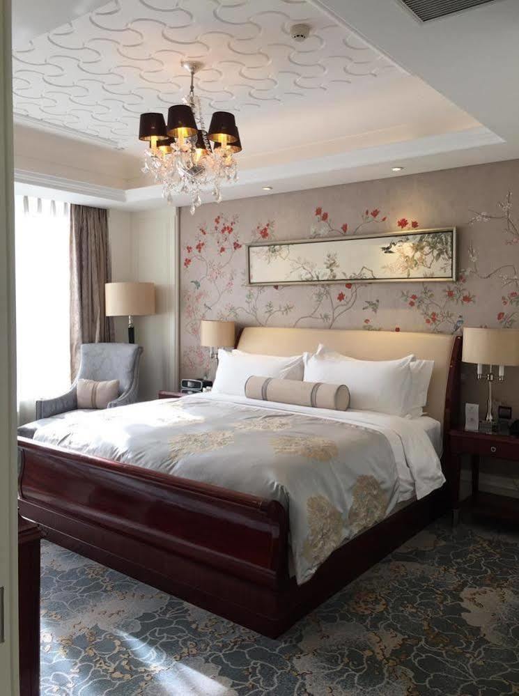 שיג'יאז'ואנג Hebei Hotel Zhongmao Haiyue Hotel מראה חיצוני תמונה