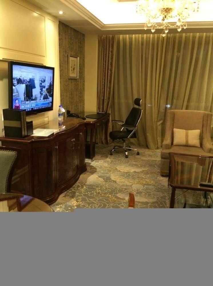 שיג'יאז'ואנג Hebei Hotel Zhongmao Haiyue Hotel מראה חיצוני תמונה